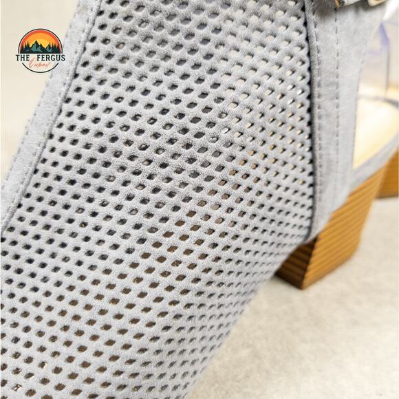 NWOT Unisa Casual Sandal Womens Sling Open Toe Mesh Shoe Block Heel Blue Size 8M - Picture 11 of 12